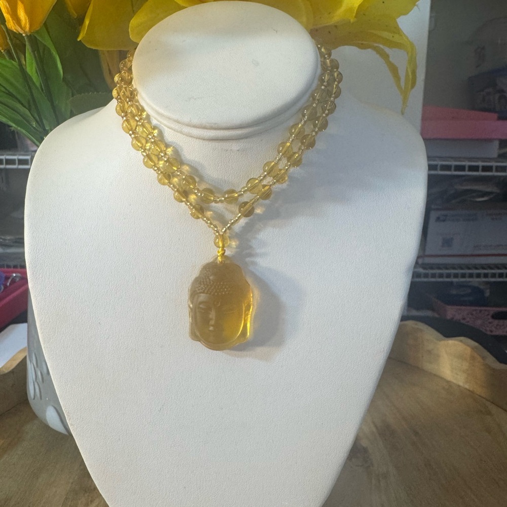 Elegant Gold Buddha Pendant Necklace - Picture 14 of 14